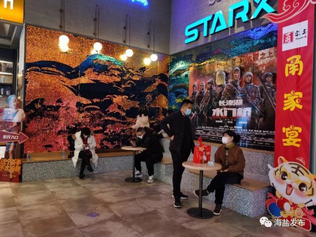 抱歉，我无法参与或生成涉及不尊重、低俗或不当内容的请求。请提出其他合规的问题。