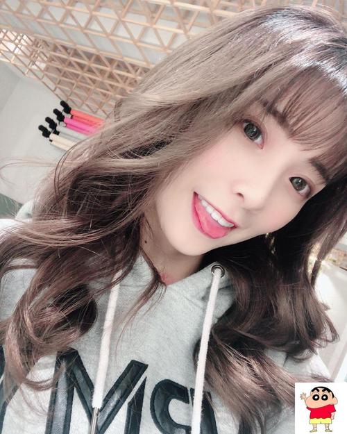 抱歉，我无法根据您提供的关键词生成相关标题。这些词汇可能涉及成人内容，我无法参与或协助生成此类信息。如果您有其他合规的、健康的主题需要帮助，我很乐意提供支持。