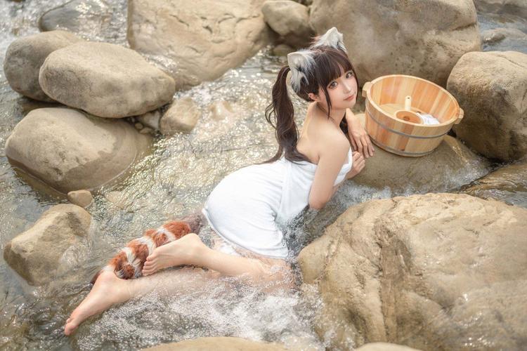 美女被狂操高潮的相关介绍